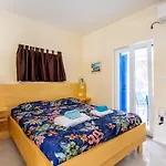 Beachfront House With Private Heated Jacuzzi And Garden * Zára
