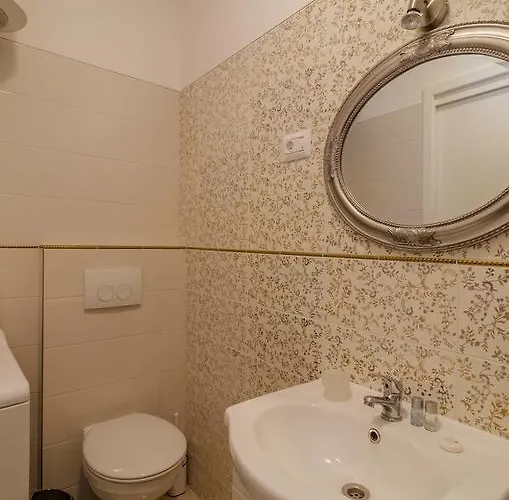 Beachfront House With Private Heated Jacuzzi And Garden * Zadar