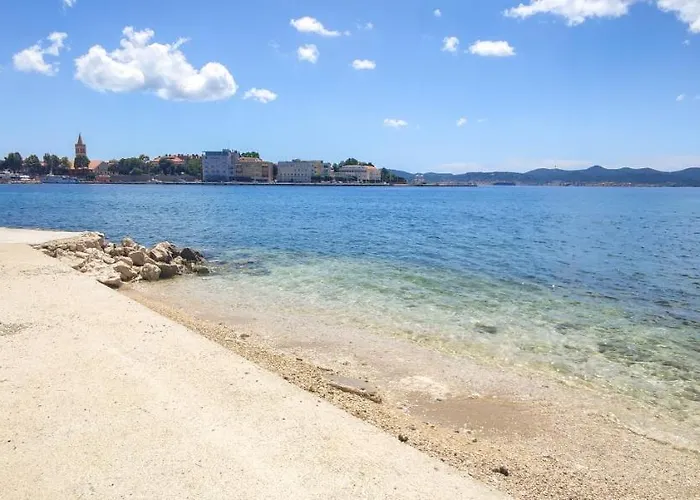 Beachfront House With Private Heated Jacuzzi And Garden * Zadar